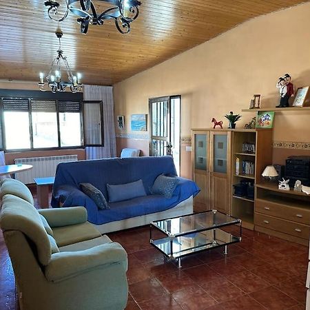 Villa Increible Casita De Pueblo. à Ugena Extérieur photo